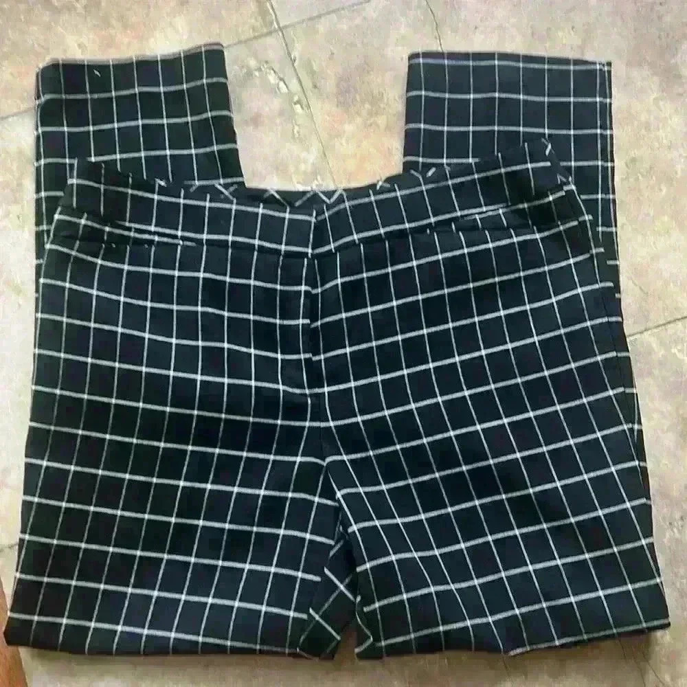 Ann Taylor Factory women’s dress pants size 14. Excellent condition. - Picture 7 of 11